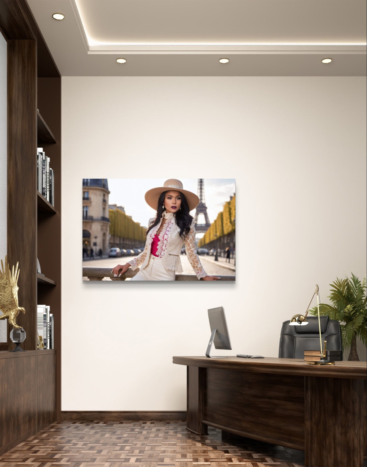 101052 PARIS LADY